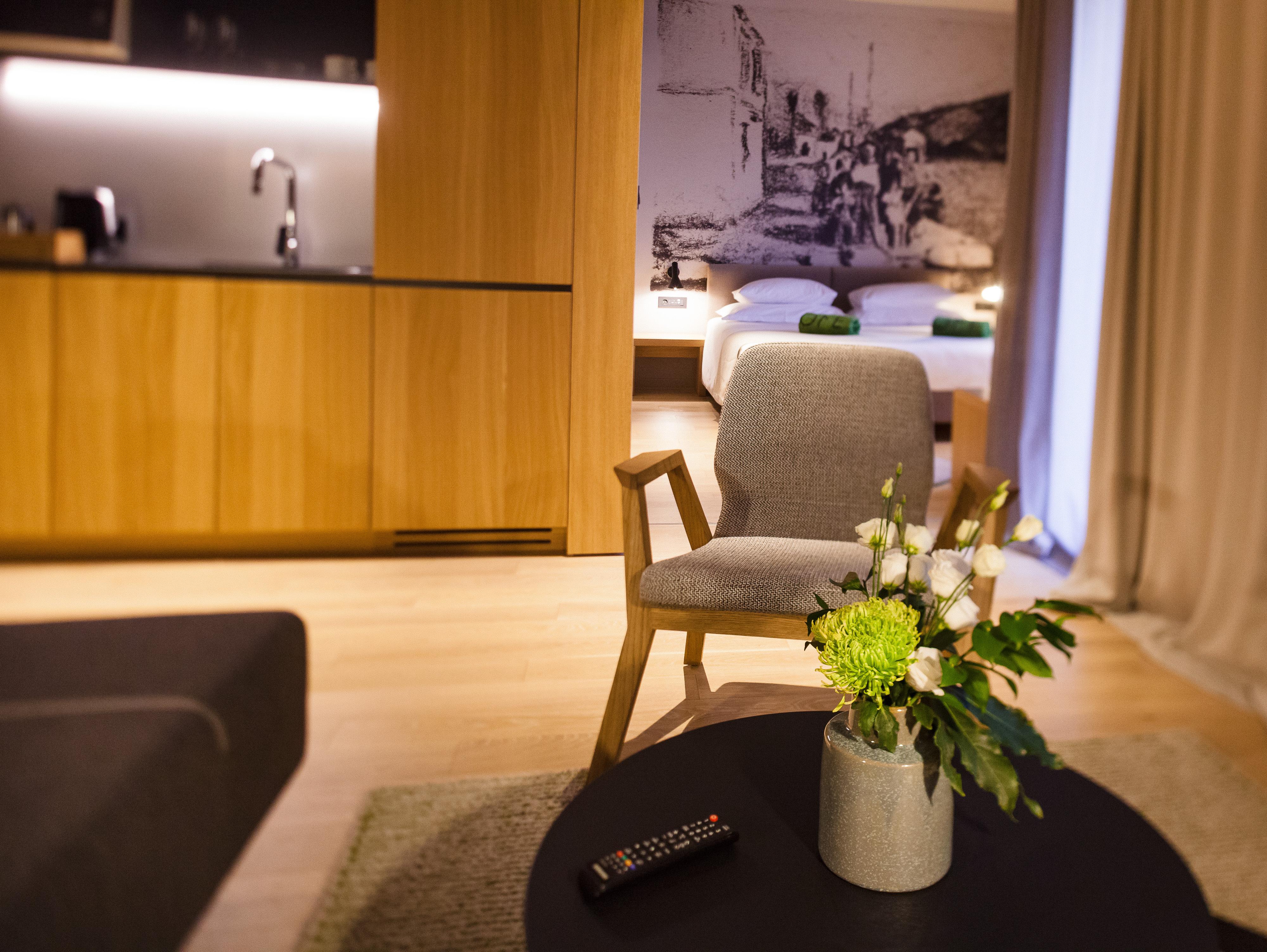 One Suite Hotel Mlini Bagian luar foto