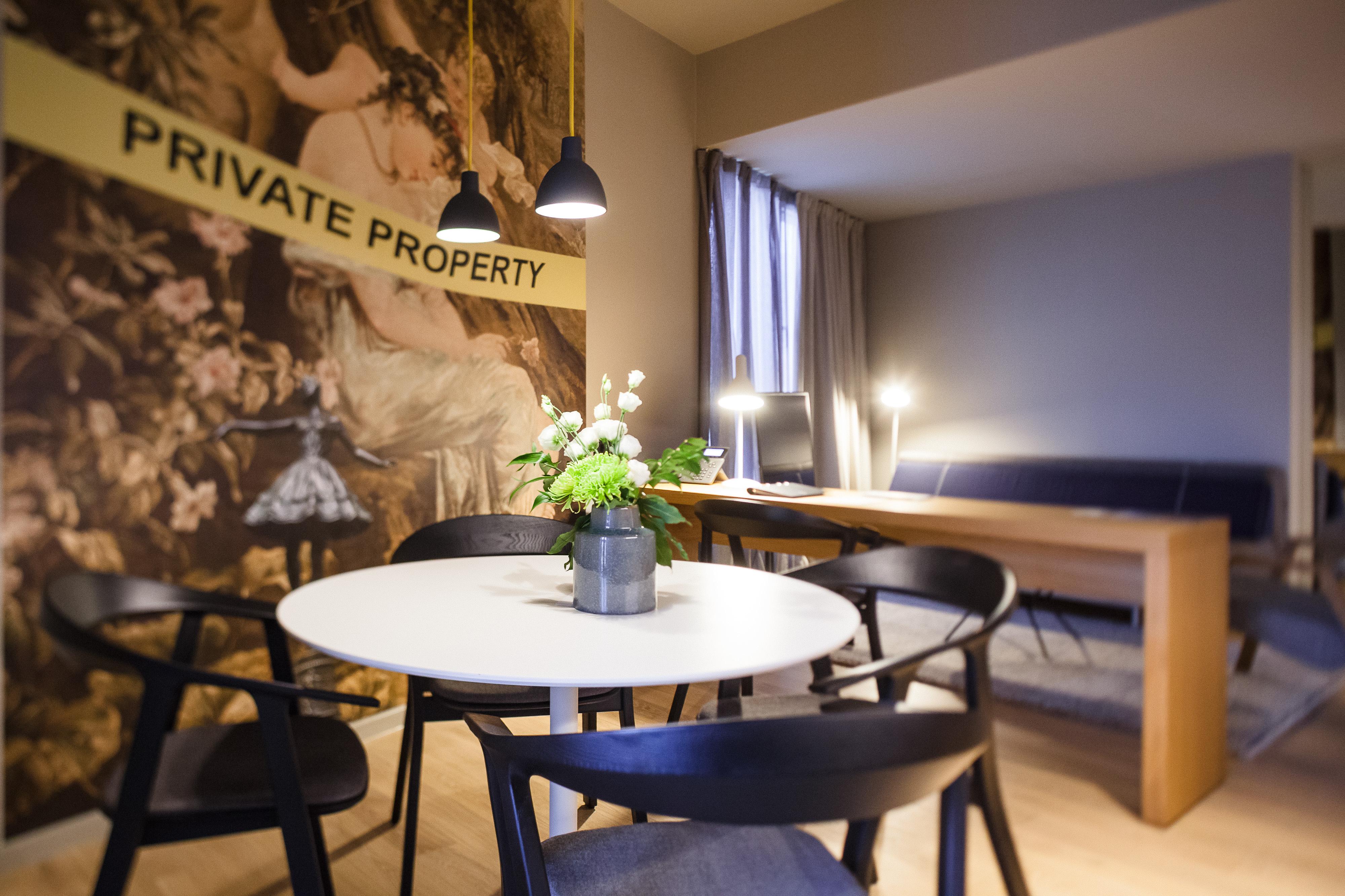 One Suite Hotel Mlini Bagian luar foto