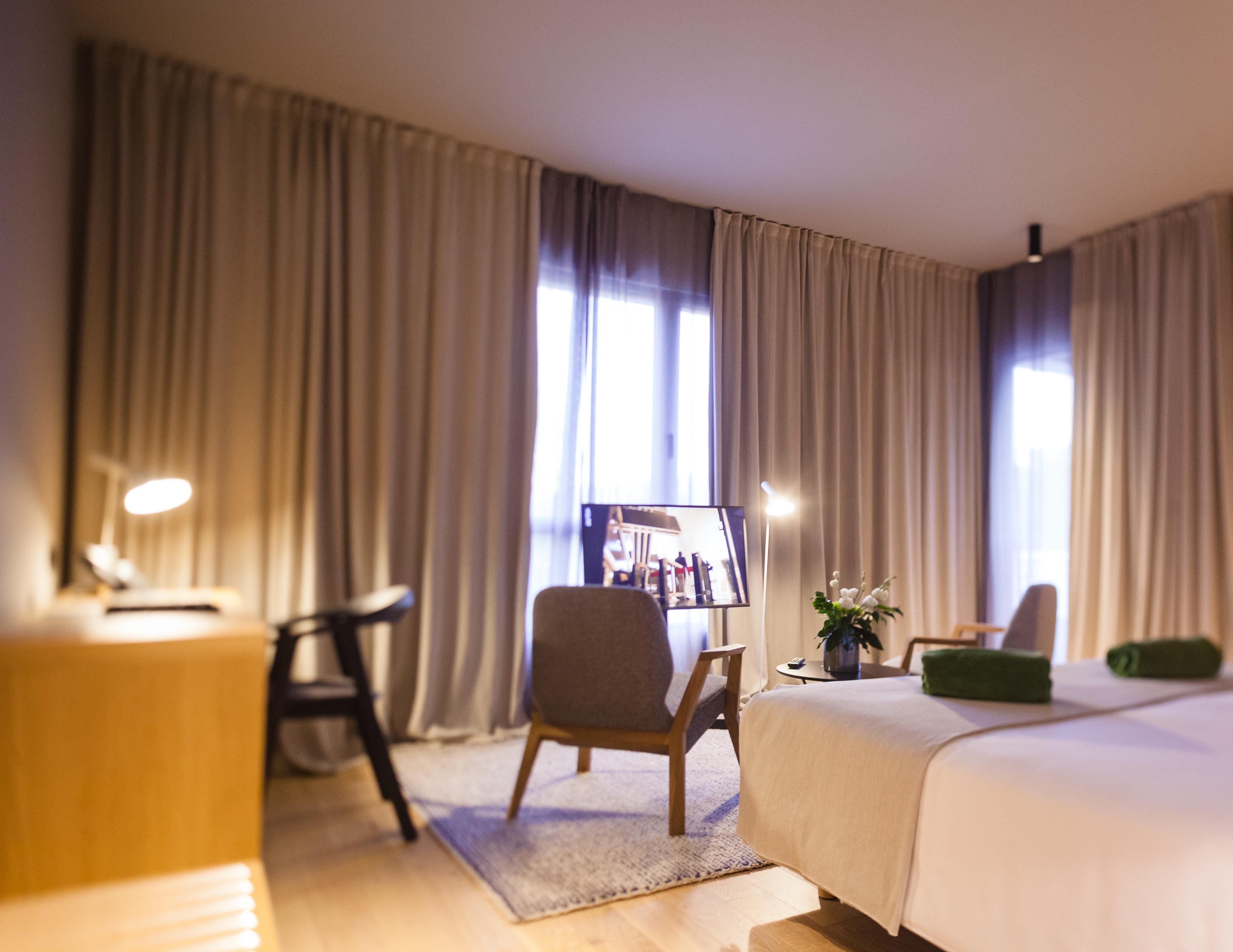 One Suite Hotel Mlini Bagian luar foto