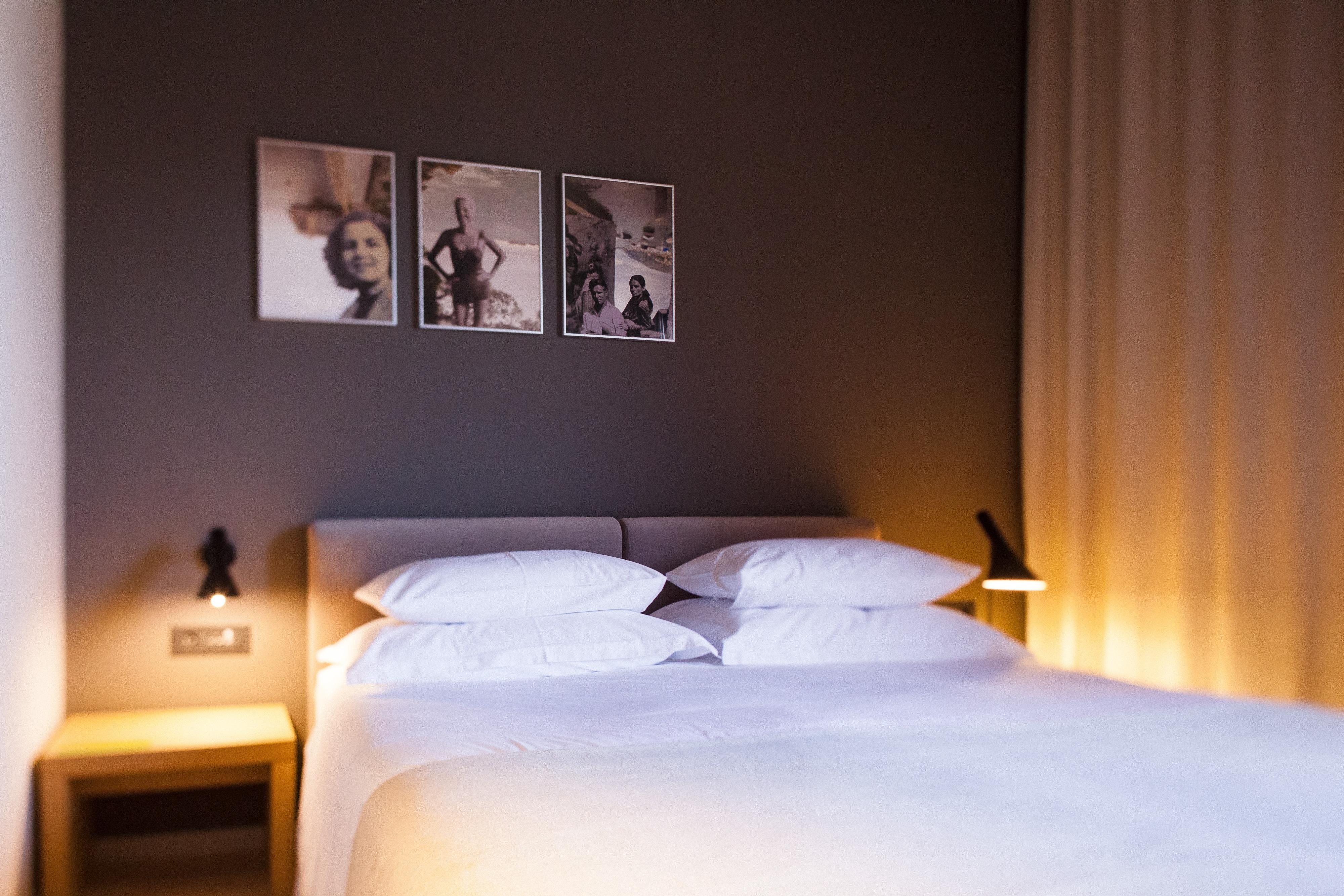 One Suite Hotel Mlini Bagian luar foto
